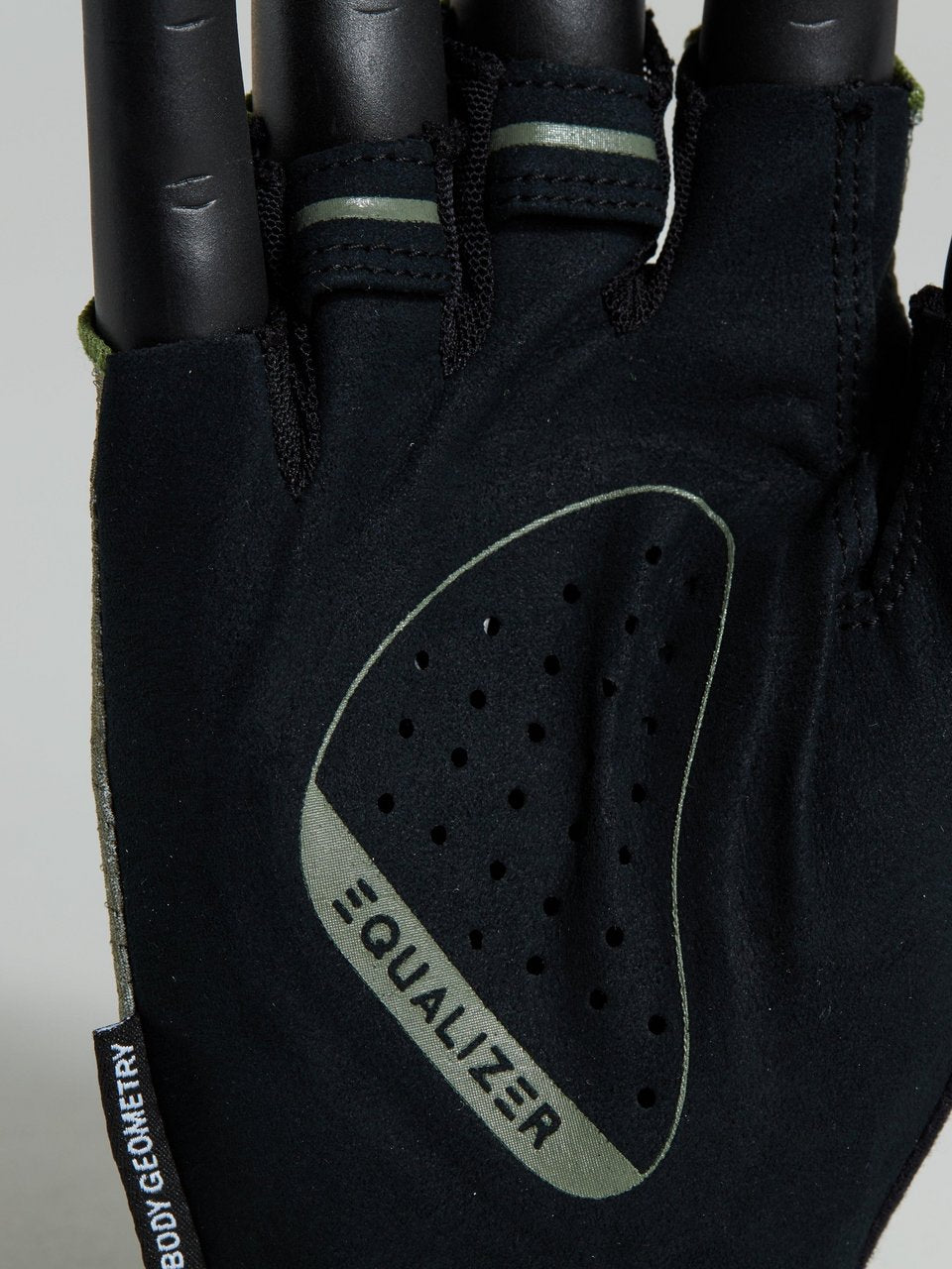 2024 | Men's Body Geometry Grail Short Finger Gloves