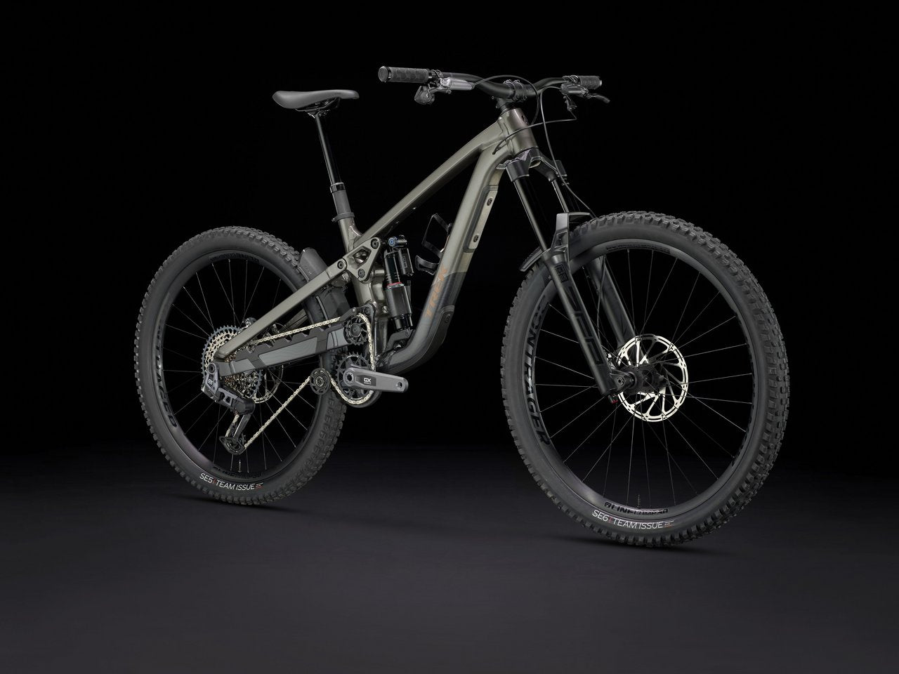 2024 | Slash 9 GX AXS T-Type Gen 6