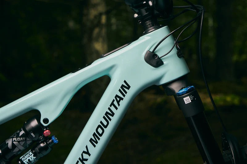 2025 | Instinct Powerplay SL Carbon 70