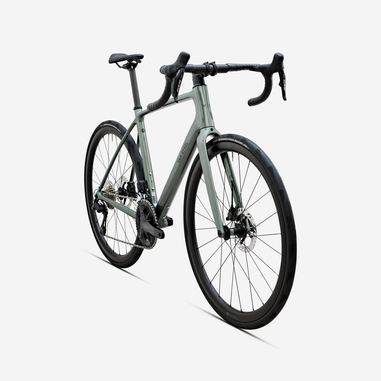 2025 | EDR CF Ultra 105 Di2 PW