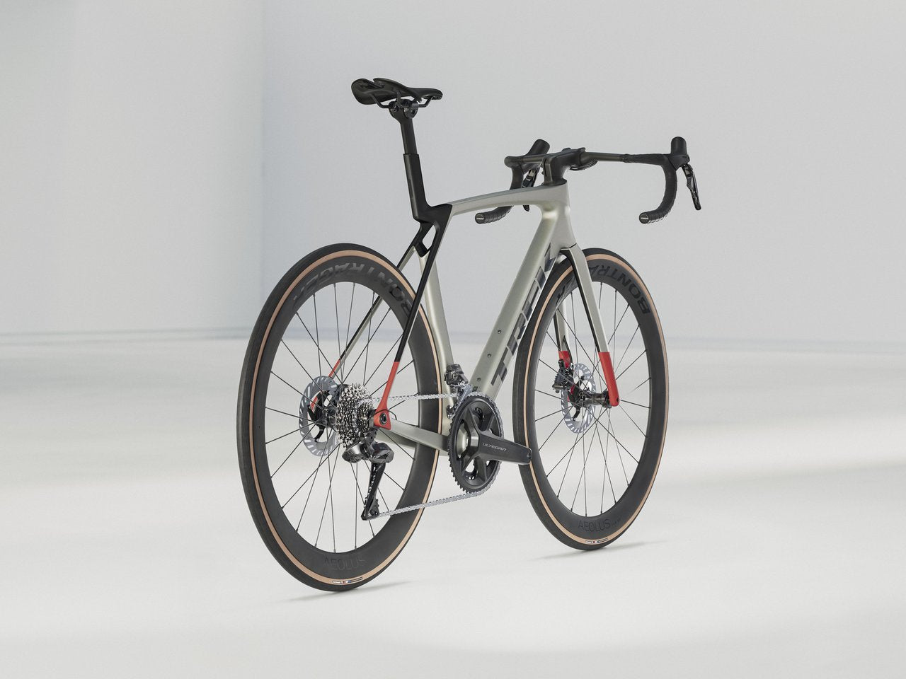 2025 | Madone SL 7 Gen 8