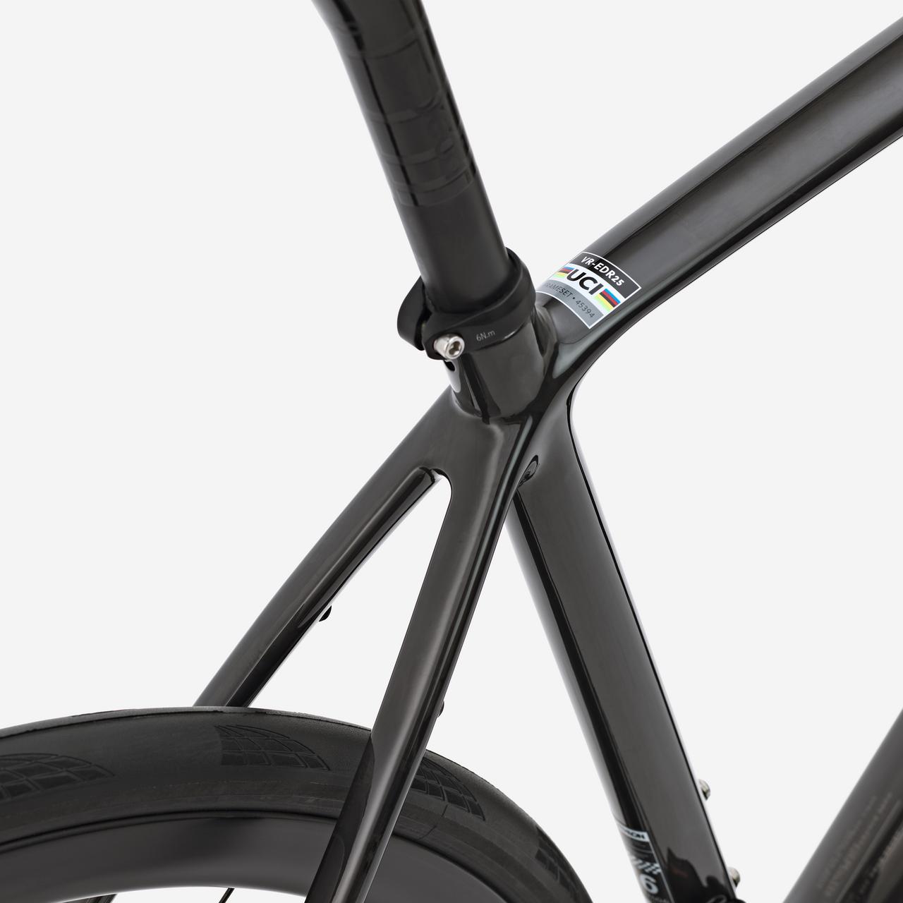 2025 | EDR CF Ultra Ultegra Di2 PW