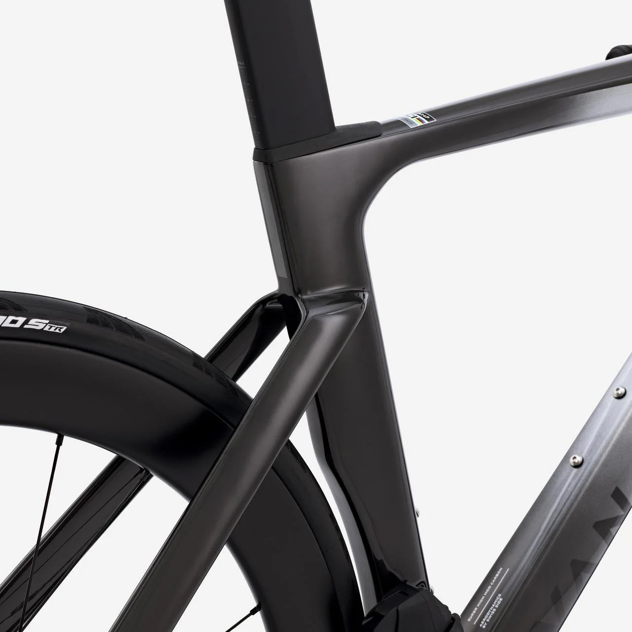 2025 | RCR-F PRO II Rival AXS PW