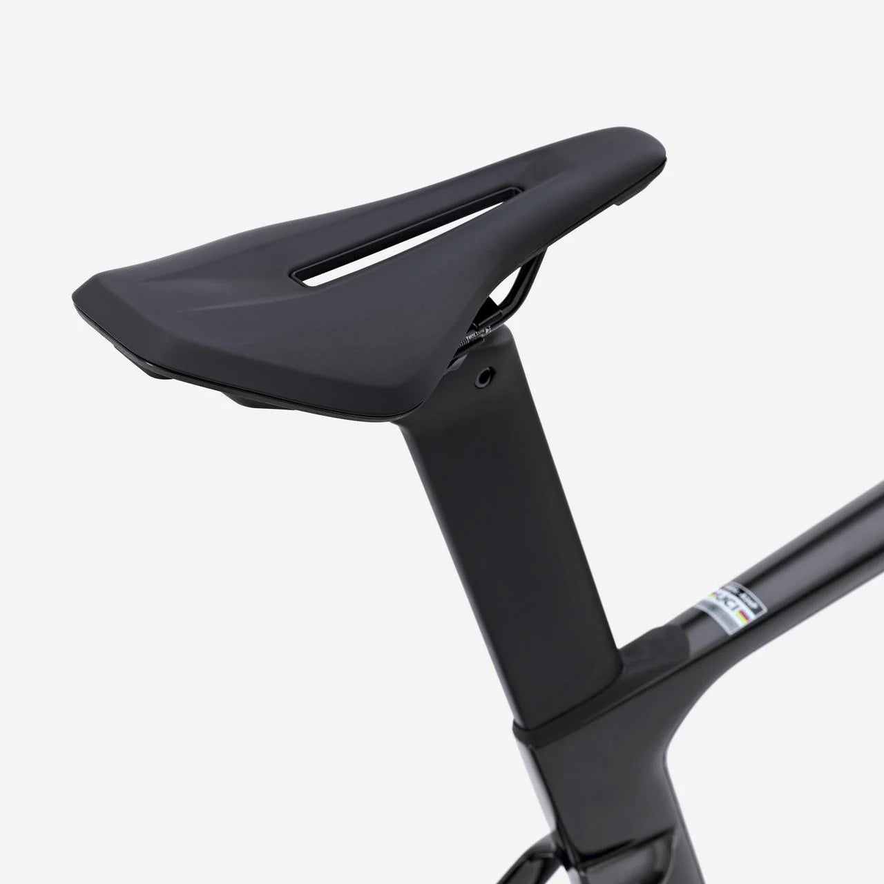 2025 | RCR-F PRO II Rival AXS PW