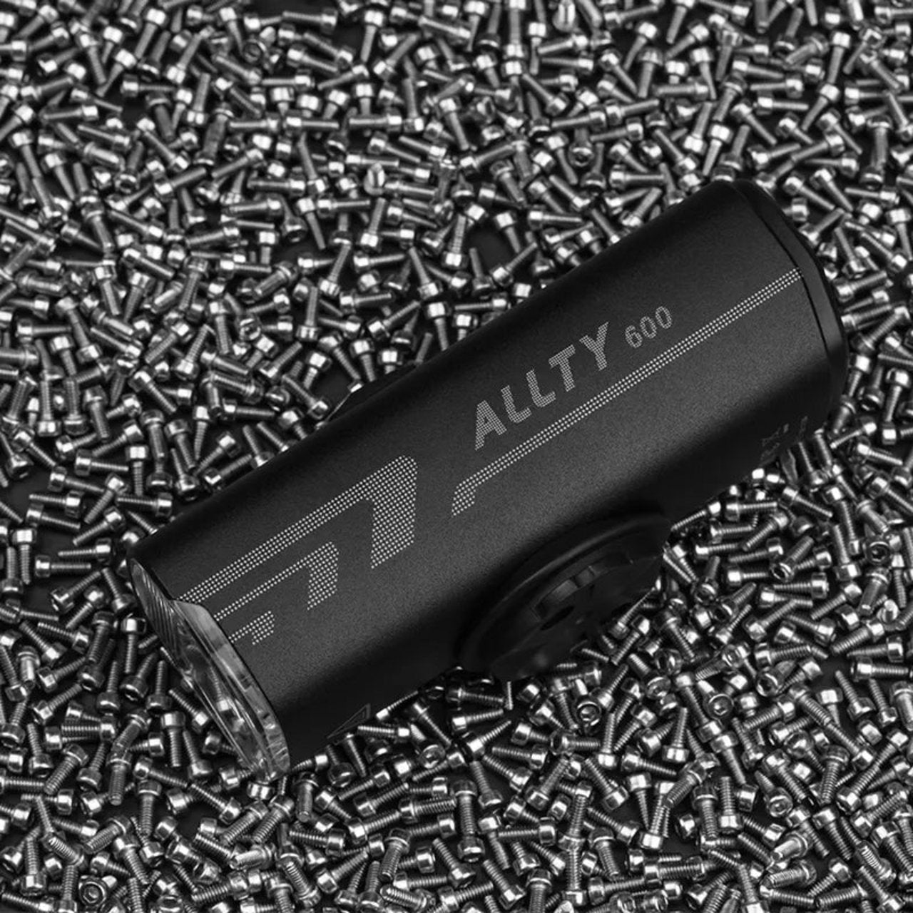ALLTY 600 Rechargeable USB-C Road Bike Light