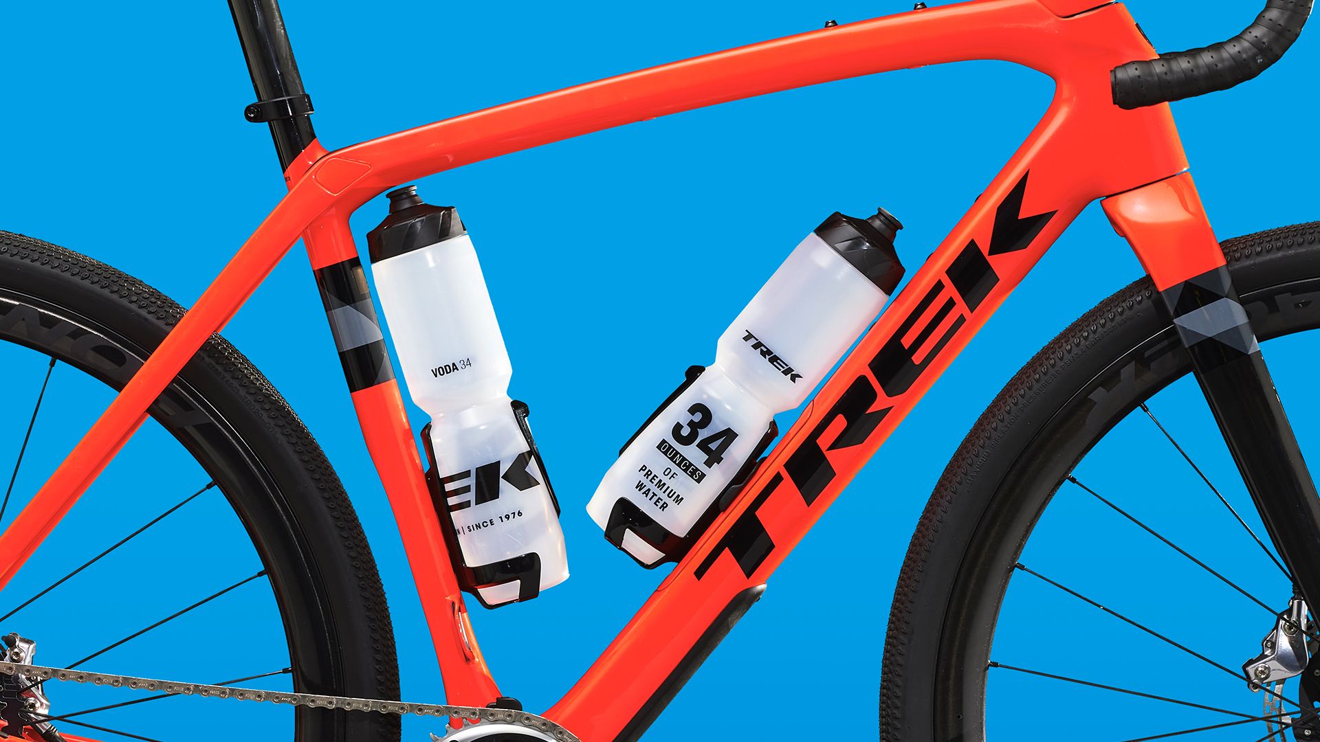 Trek Voda 34oz Water Bottle