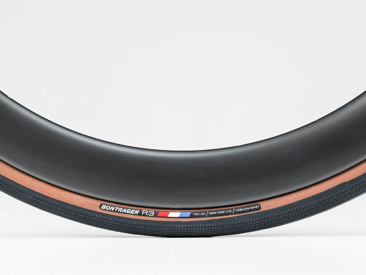 Bontrager R3 Hard-Case Lite TLR Road Tire