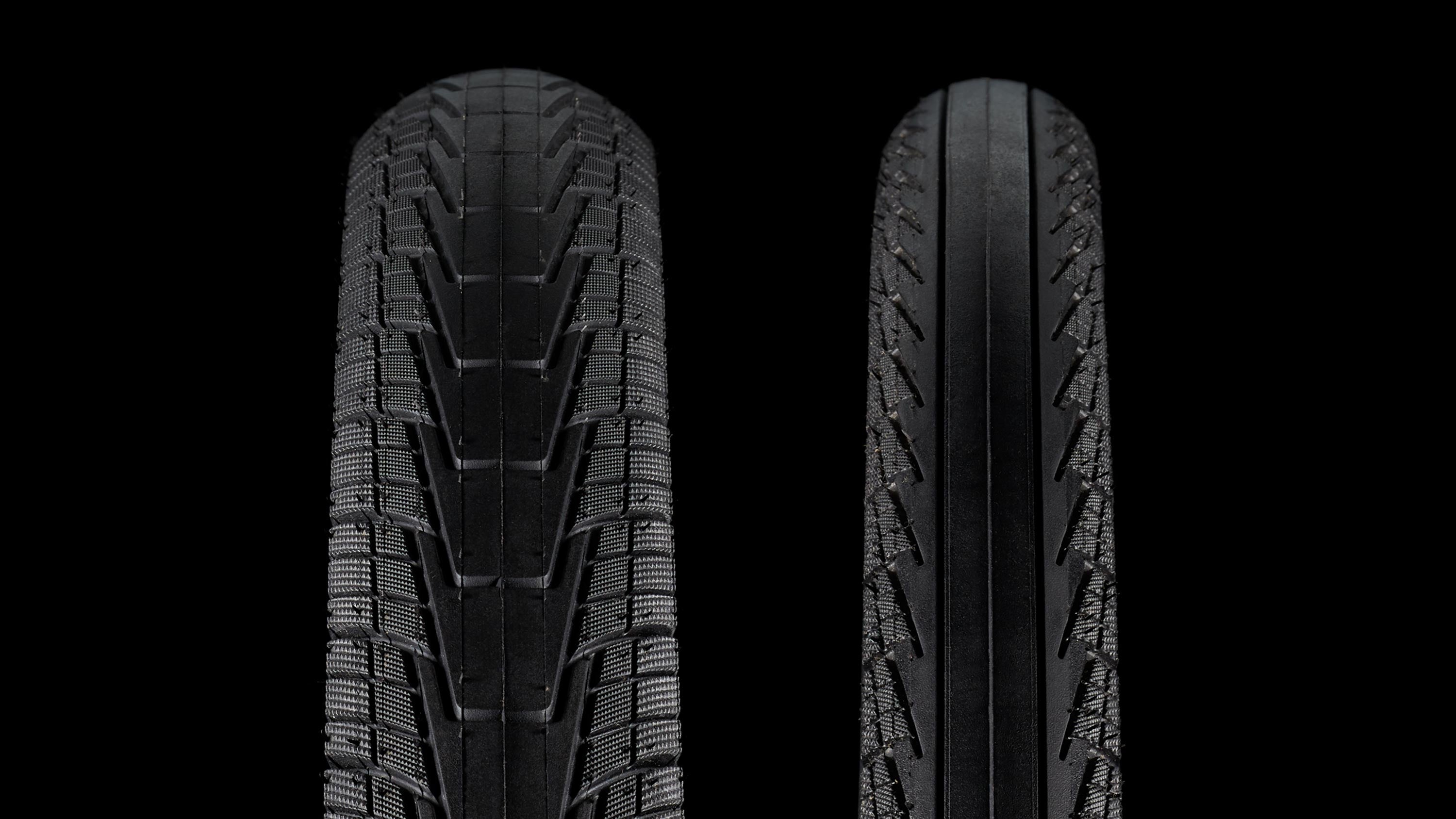 Bontrager H2 Hard-Case Ultimate Reflective Hybrid Tire