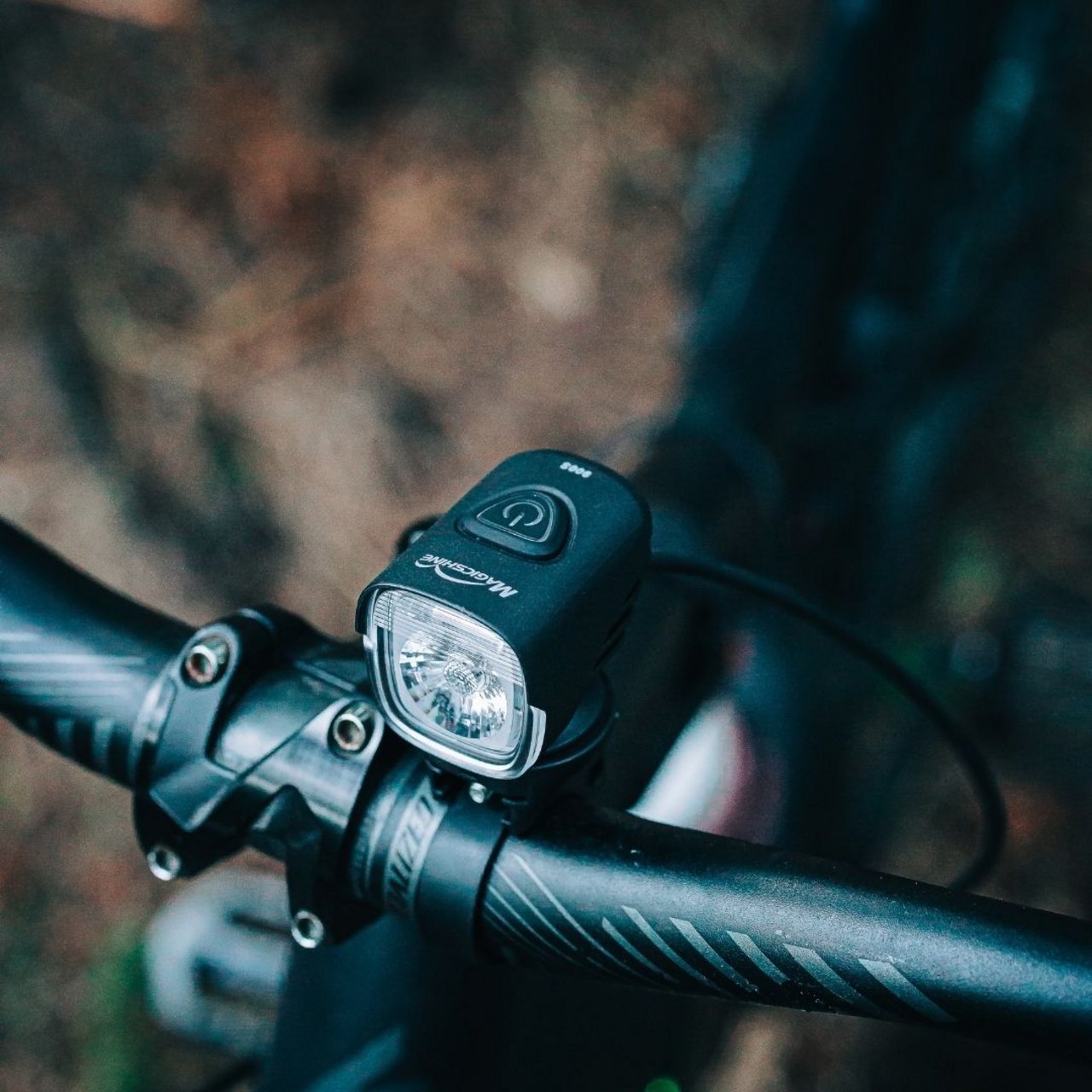 MJ-906S All-Around Bike Headlight