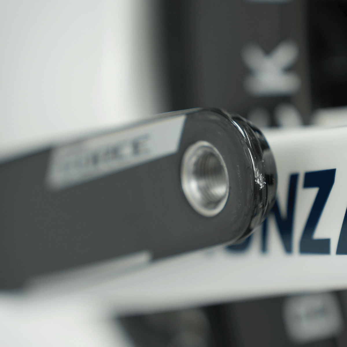 2026 | Monza Force AXS - Demo 58cm
