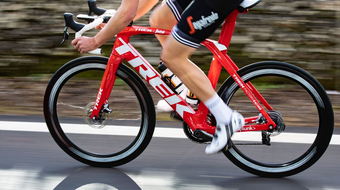 Bontrager R3 Hard-Case Lite TLR Road Tire