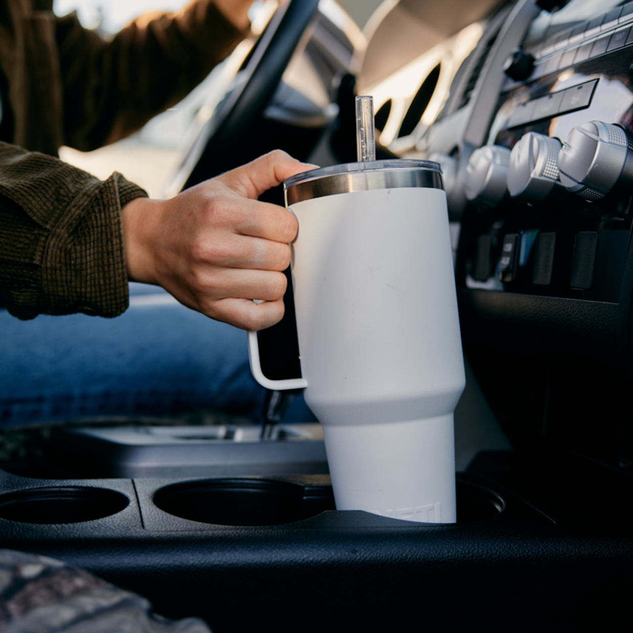 Rambler 42oz (1.2L) Straw Mug