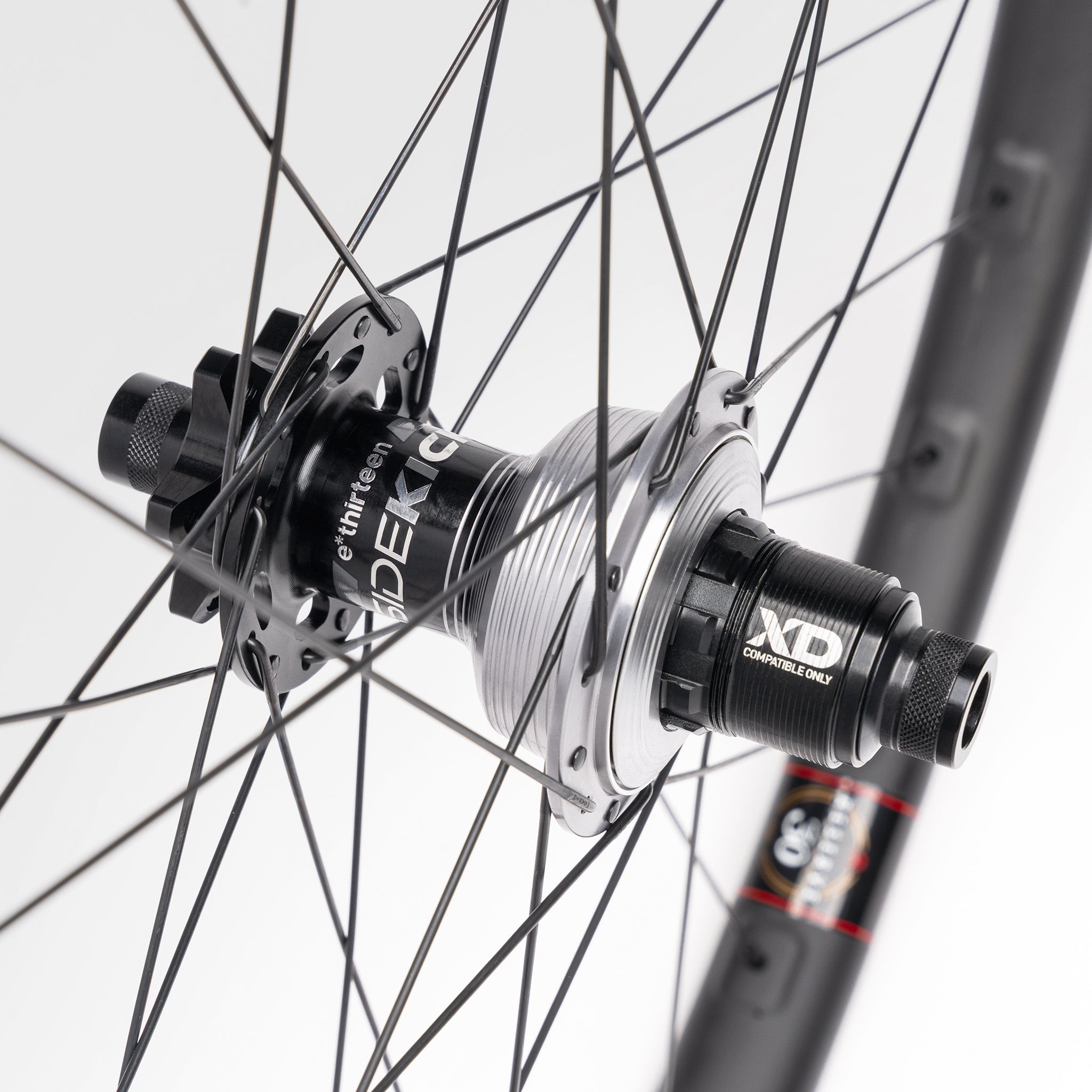 30|HD Carbon Wheelset