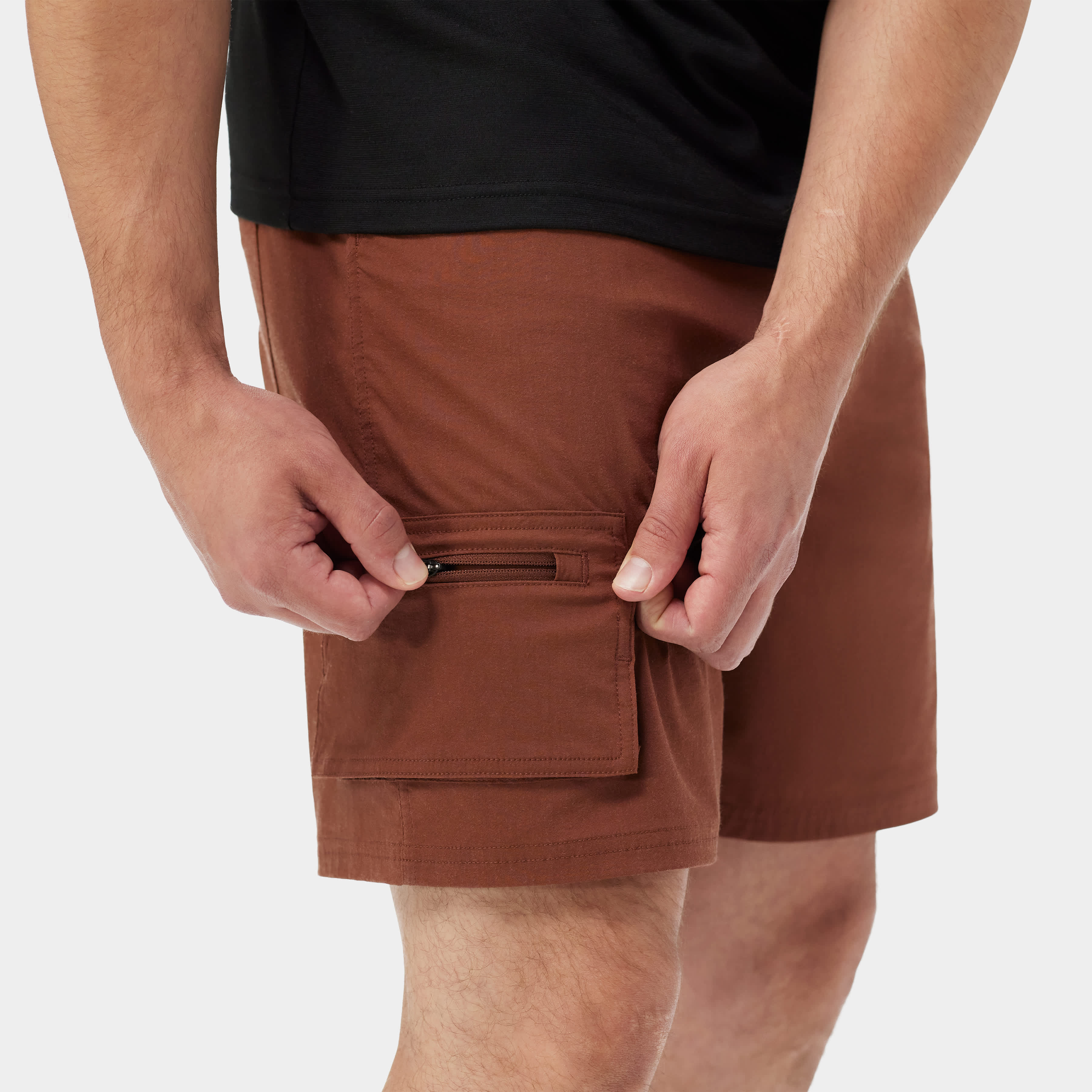 Men's Merino 7" Cargo Hike Short - Gallery 2