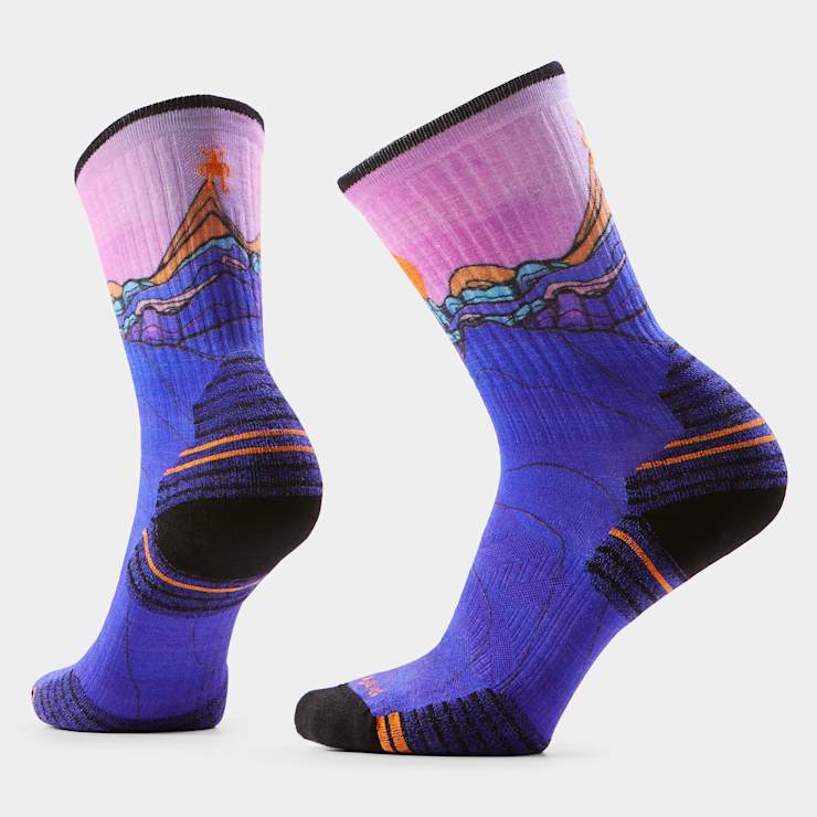 Women’s Hike Mountain Sunrise Print Crew Socks - HERO