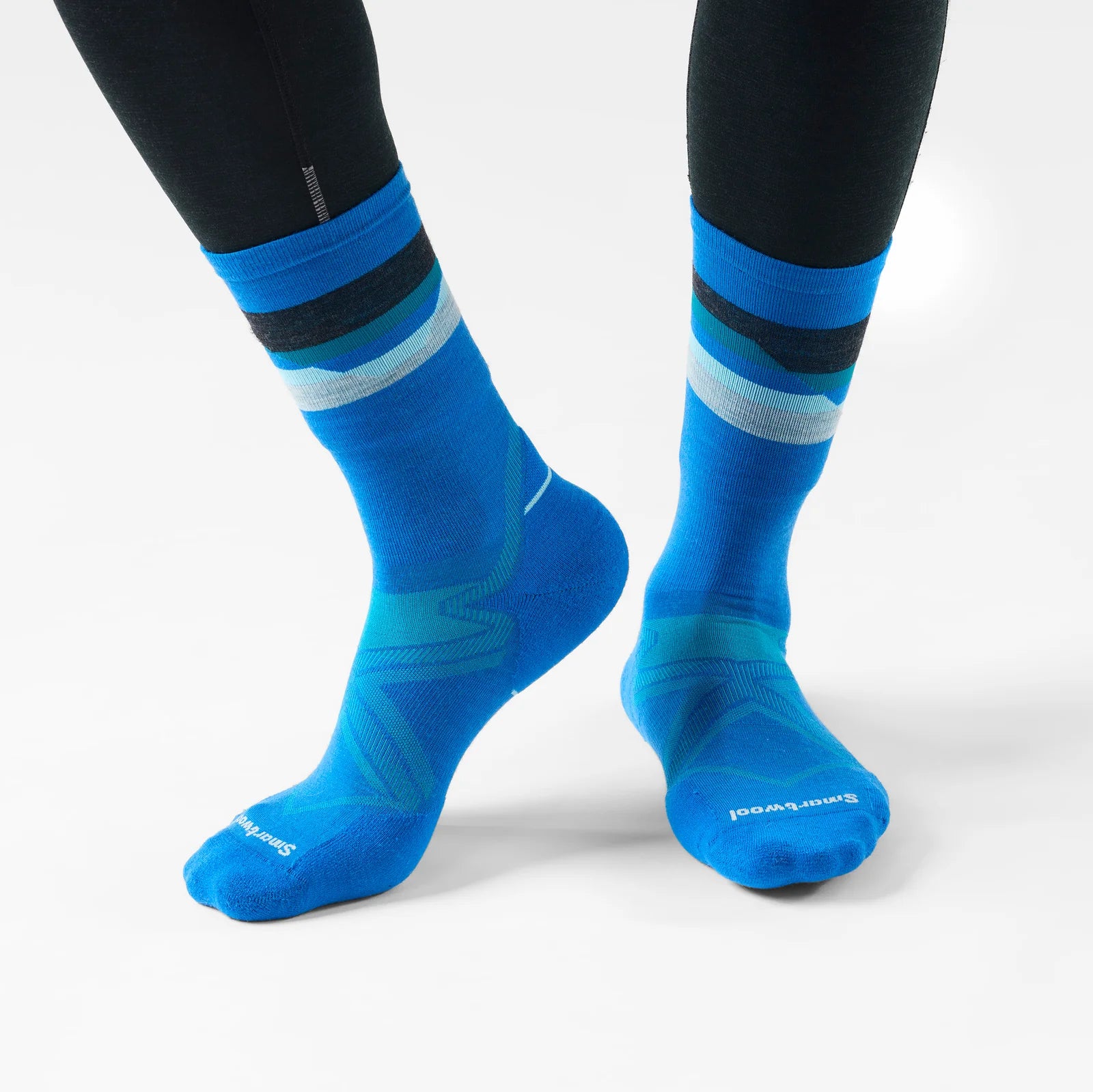 Run Cold Weather Targeted Cushion Horizons Crew Socks