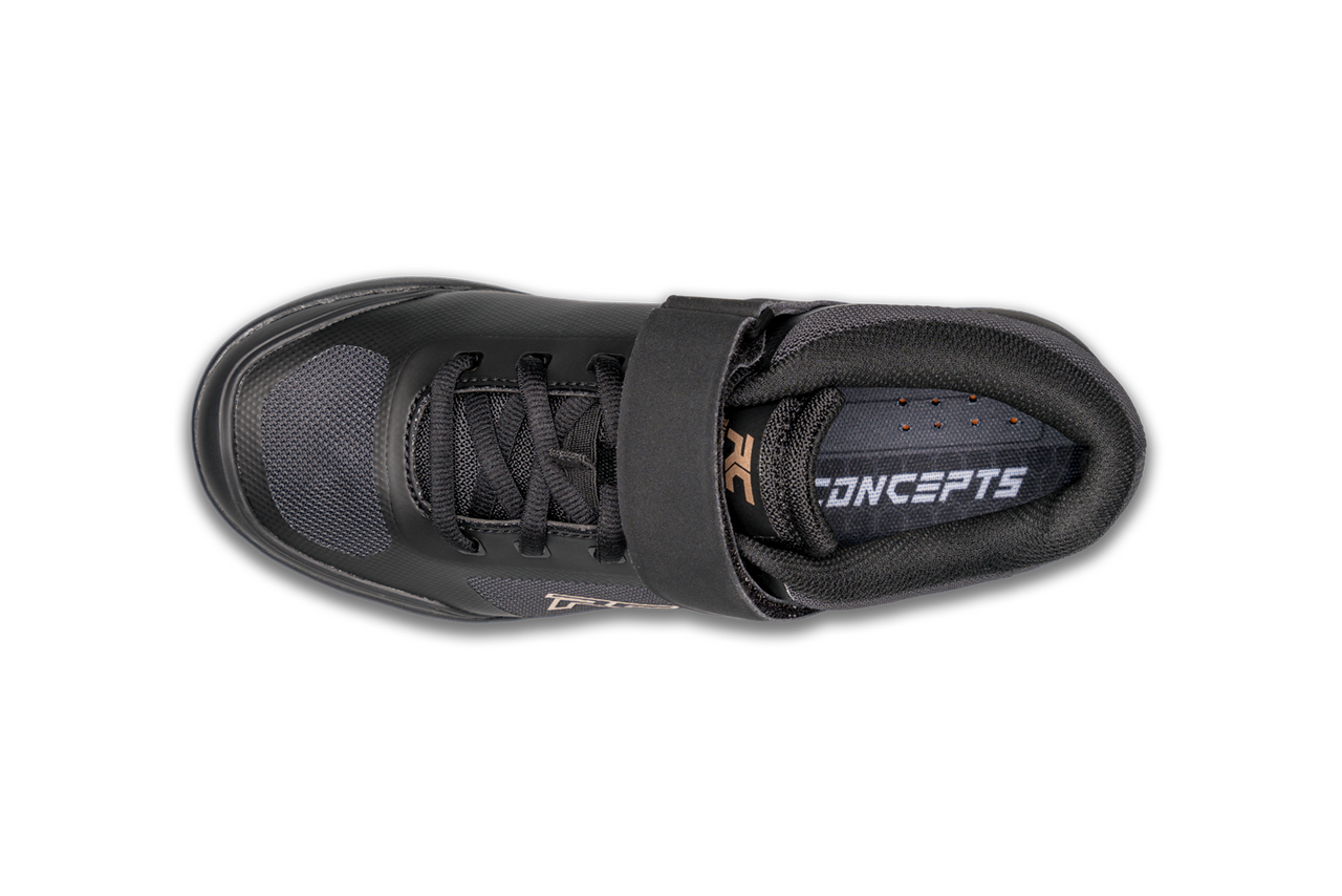 Women's Traverse - Clip Closeout