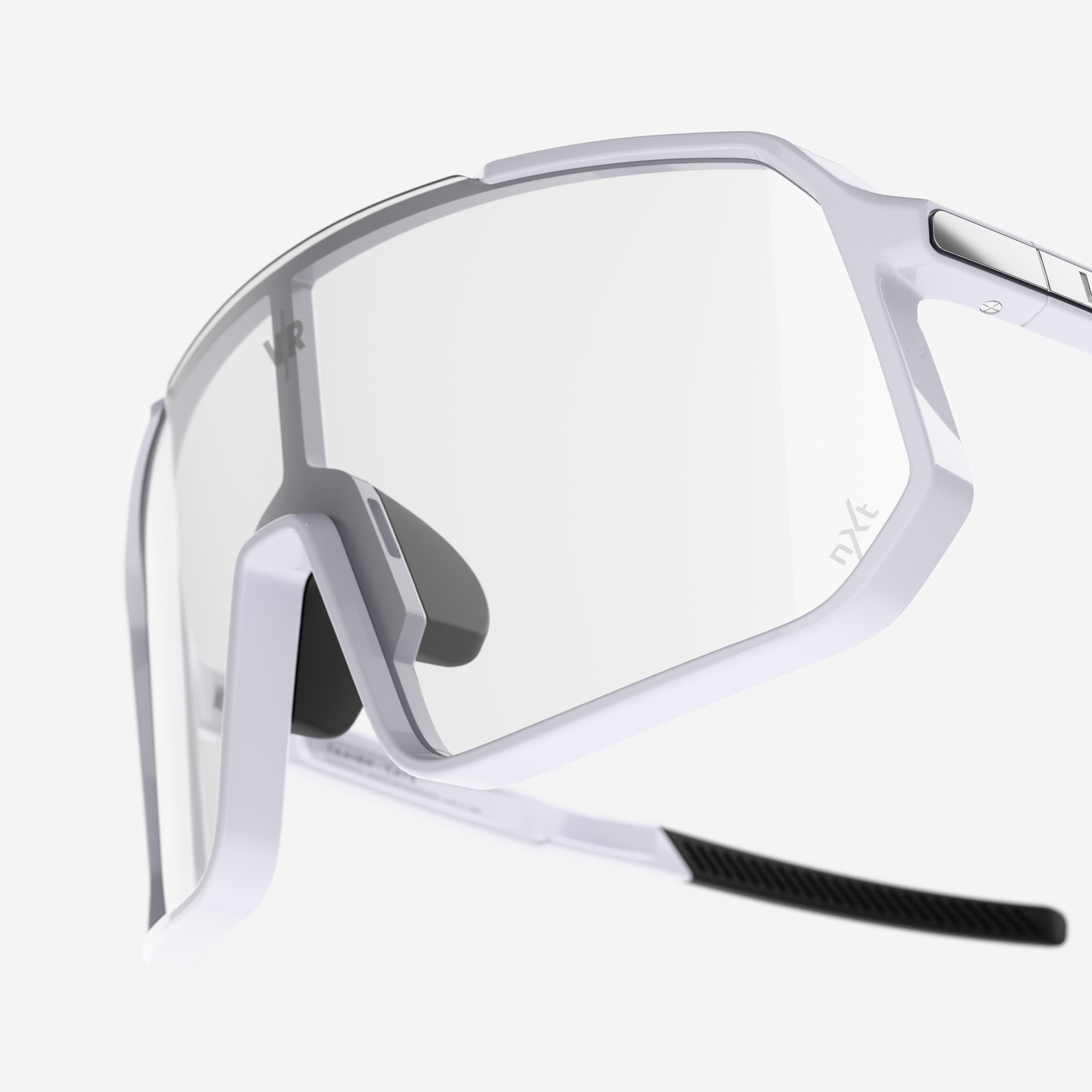 Taaien Photochromatic Sunglasses